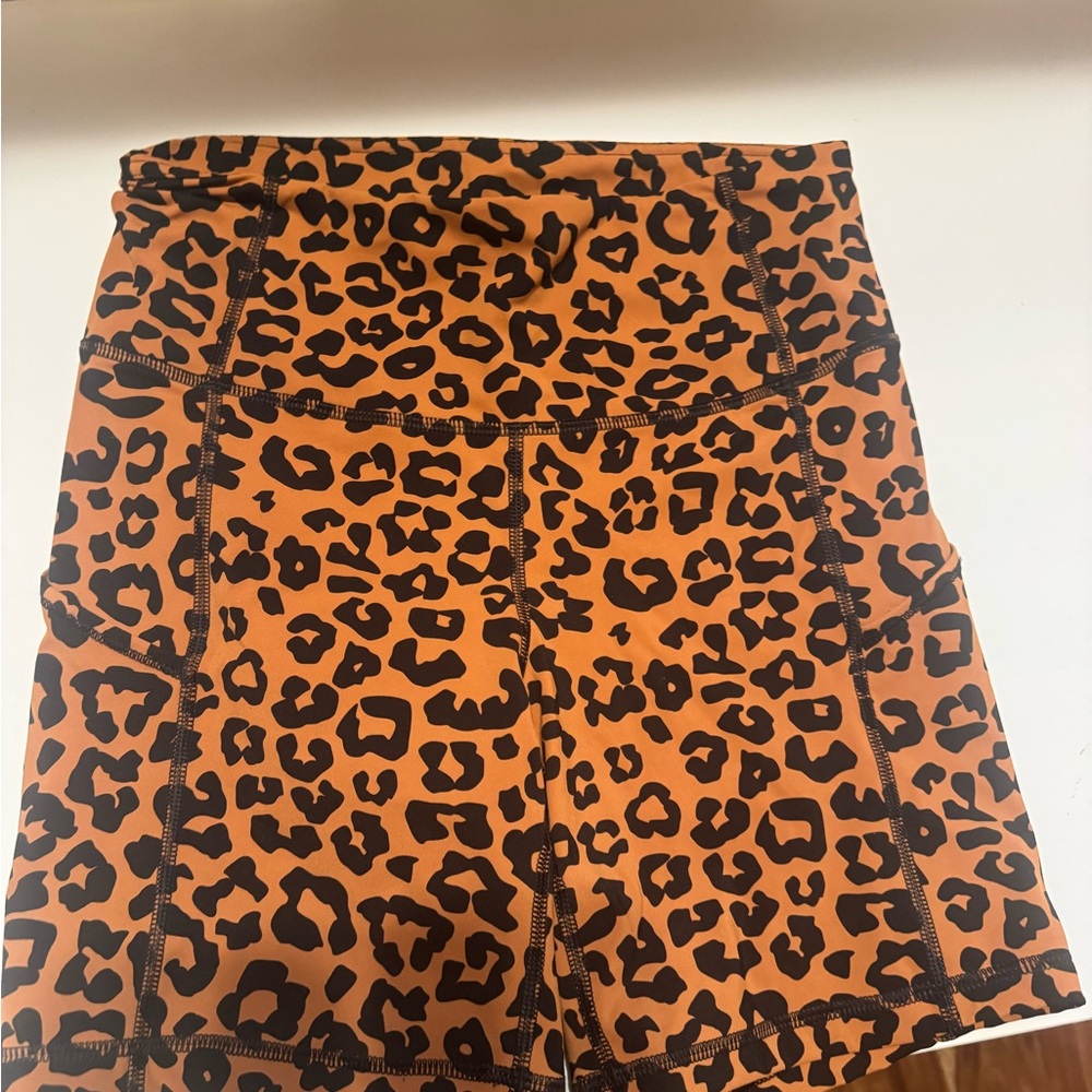 Leopard Print Women's biker Shorts